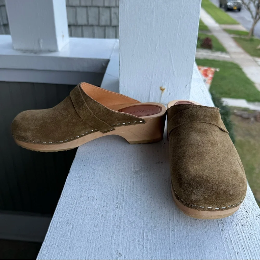 Swedish Hasbeens Husband Clog in Tobacco Suede NWOT - Picture 3 of 7